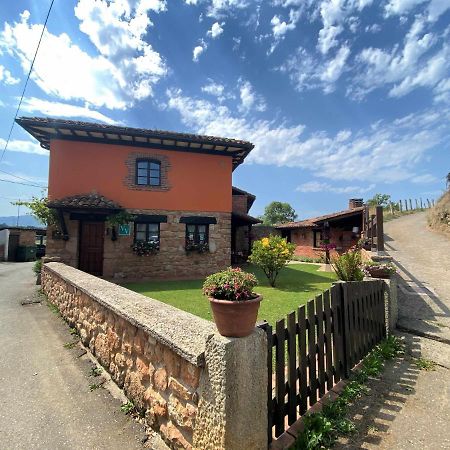 Vivienda Vacacional La Vara Arriondas Bagian luar foto