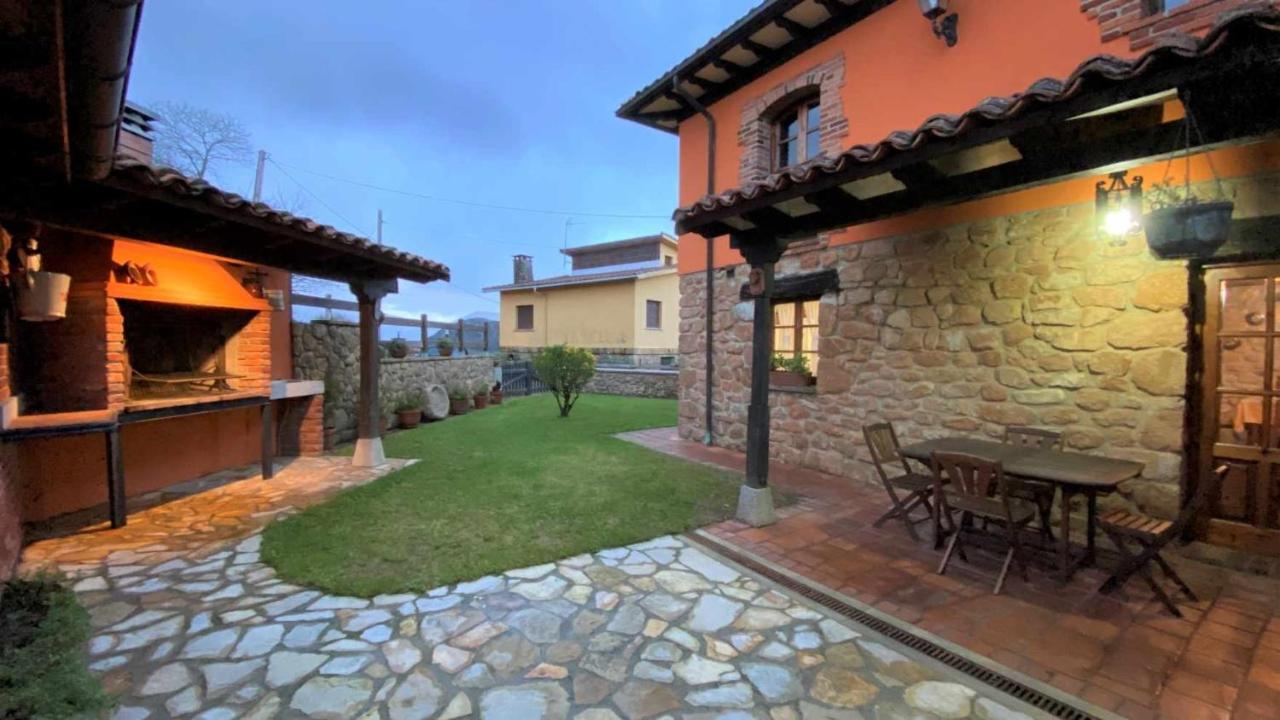 Vivienda Vacacional La Vara Arriondas Bagian luar foto