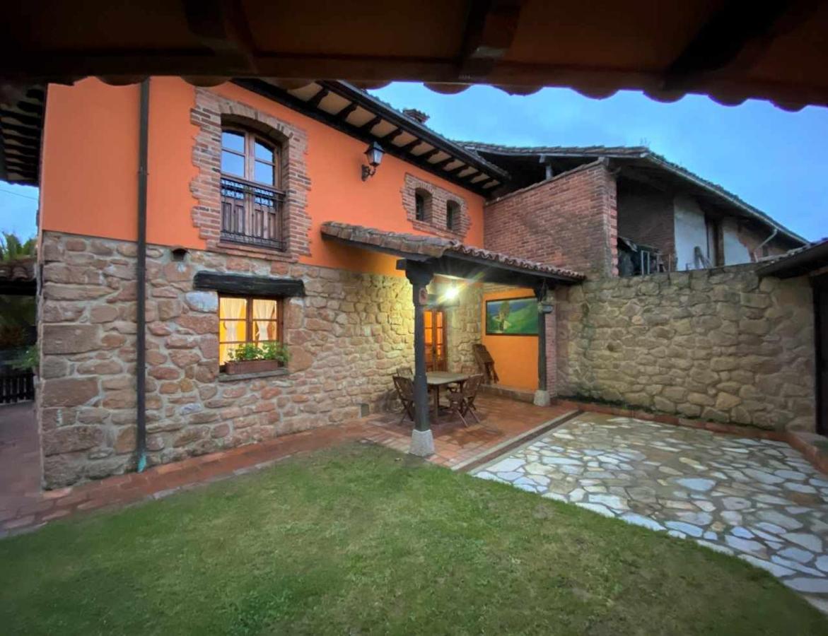 Vivienda Vacacional La Vara Arriondas Bagian luar foto